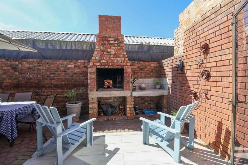 3 Bedroom Property for Sale in Hartenbos Central Western Cape